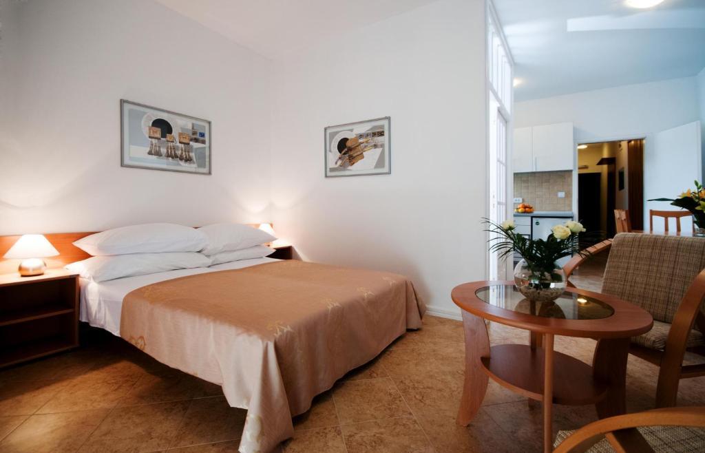 Villa Tenzera Herceg Novi Rom bilde
